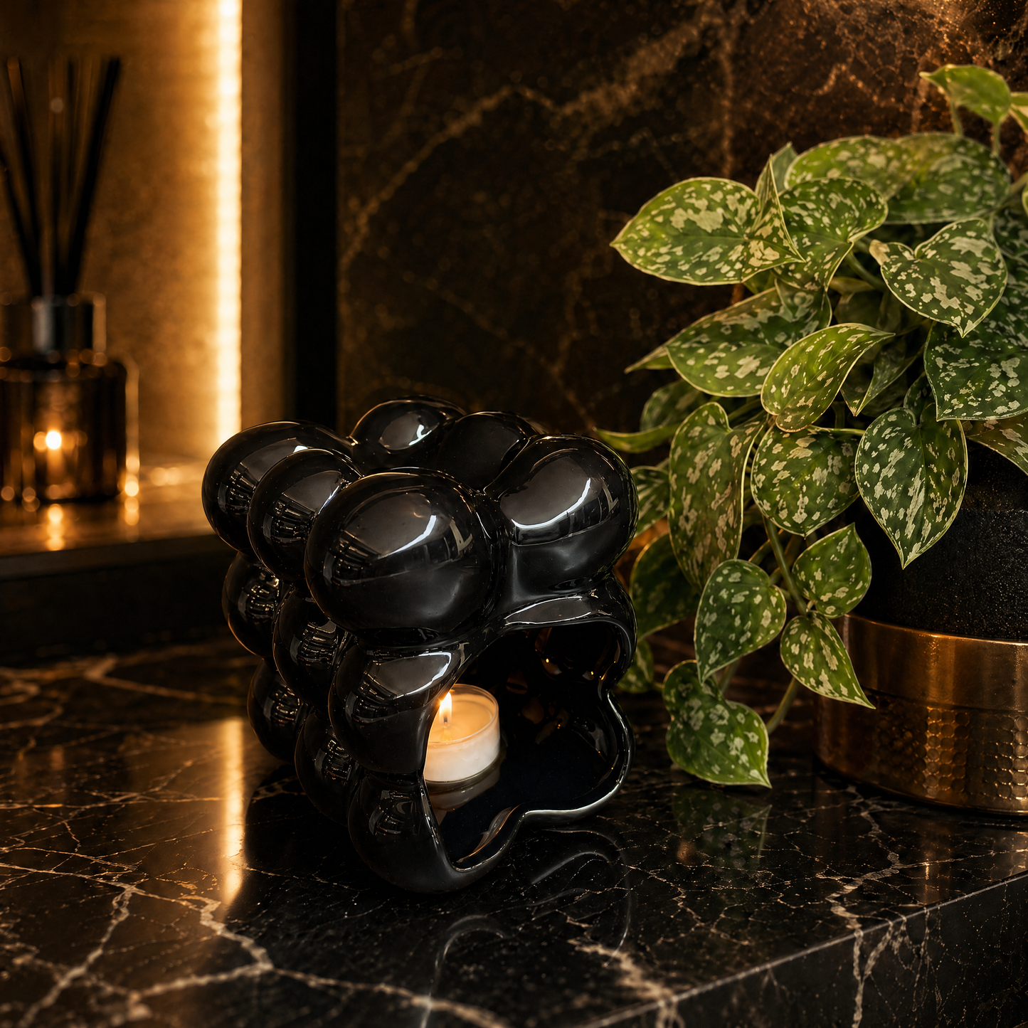 The Allegra Ceramic Wax Burner Black