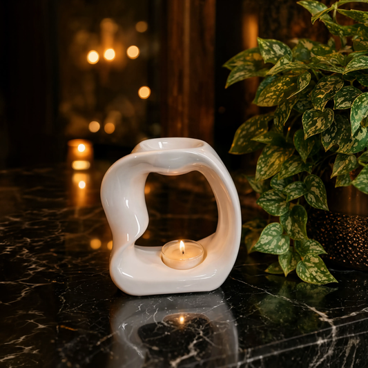 The Evelyn White Luxury Ceramic Wax Melt Burner | Sculptural Home Fragrance | Laycock Candles